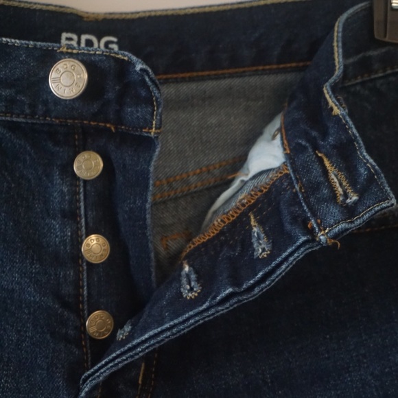 BDG High Waist Jean Shorts - Picture 3 of 3